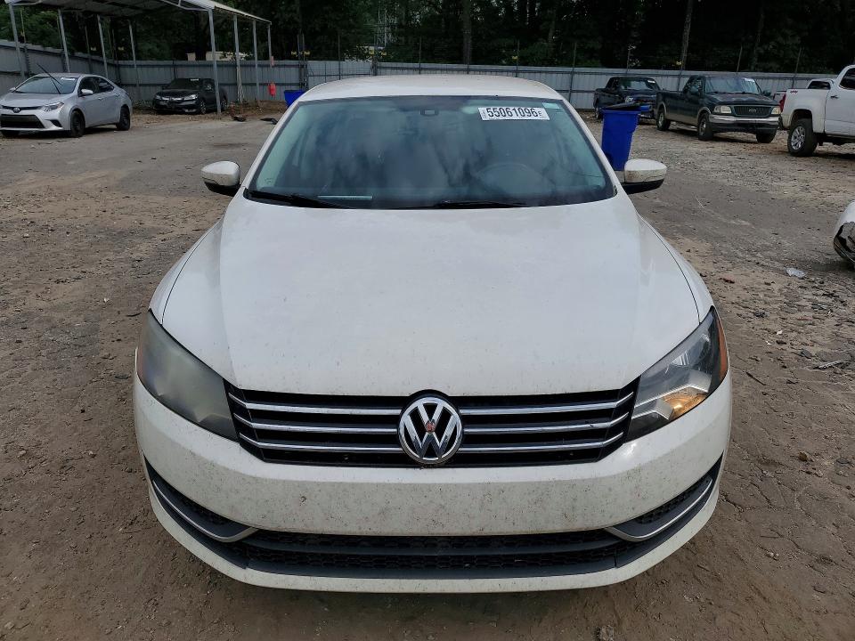 55061096 :رقم المزاد ، 1VWBP7A37EC002739 vin ، 2014 Volkswagen Passat مزاد بيع