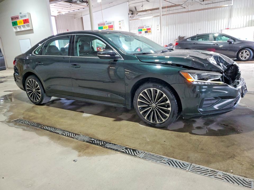 Продажа на аукционе авто 2022 Volkswagen Passat, vin: 1VWBA7A34NC003736, номер лота: 53433766