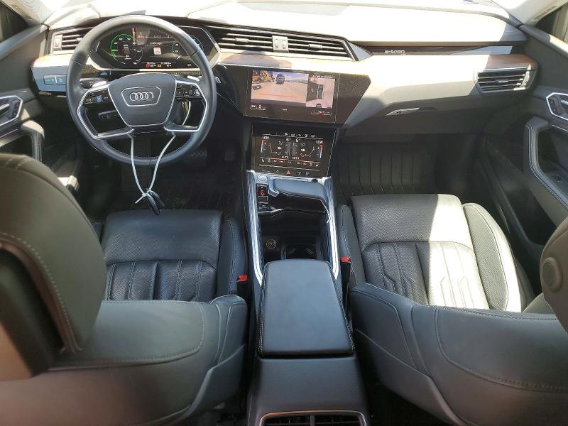 2019 Audi E-tron მანქანა იყიდება აუქციონზე, vin: WA1VAAGE2KB022741, აუქციონის ნომერი: 52565156