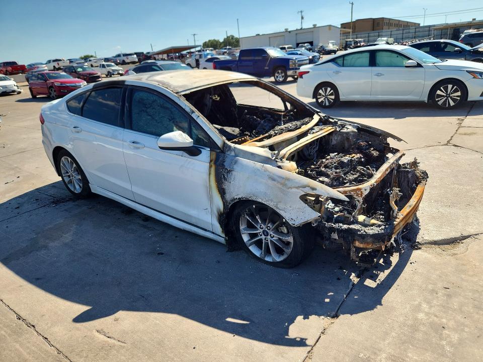 Продажа на аукционе авто 2020 Ford Fusion, vin: 3FA6P0HD3LR112296, номер лота: 52888826