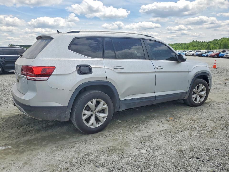 53117226 :رقم المزاد ، 1V2CR2CA9JC589390 vin ، 2018 Volkswagen Atlas مزاد بيع