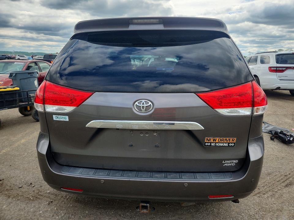 Продажа на аукционе авто 2011 Toyota Sienna, vin: 5TDDK3DC8BS023415, номер лота: 53773036