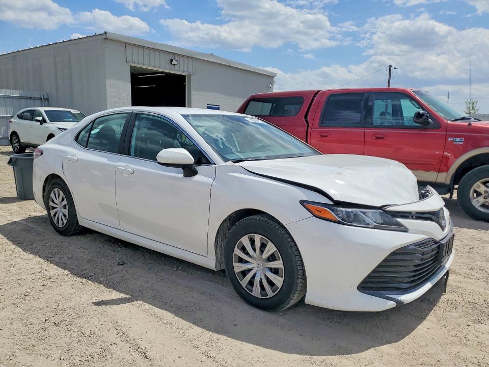 Продаж на аукціоні авто 2019 Toyota Camry, vin: 4T1B11HK2KU685854, номер лоту: 51983216