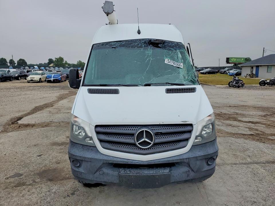 2015 Mercedes Benz Sprinter მანქანა იყიდება აუქციონზე, vin: WD3PE8DC3FP111087, აუქციონის ნომერი: 54790366