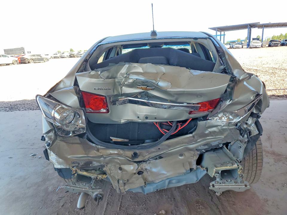 52245696 :رقم المزاد ، 1G1PE5SB1G7162810 vin ، 2016 Chevrolet Cruze Limited مزاد بيع