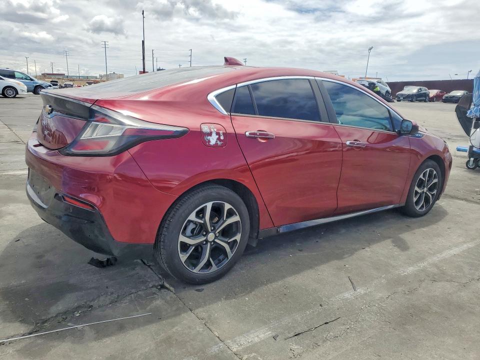 52028106 :رقم المزاد ، 1G1RD6S51HU143852 vin ، 2017 Chevrolet Volt مزاد بيع