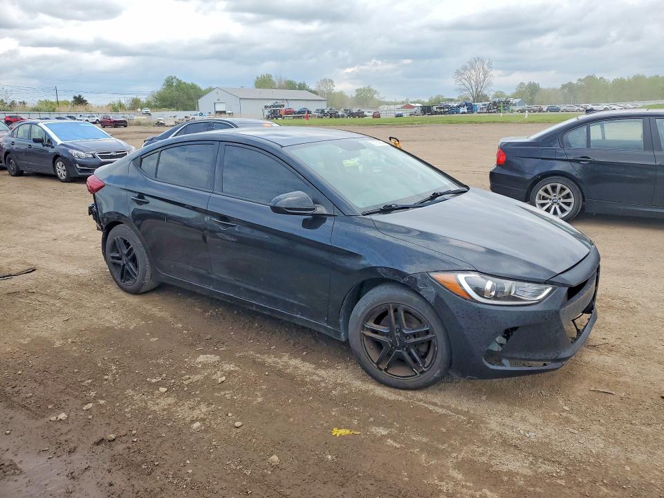53164206 :رقم المزاد ، 5NPD84LF4JH231005 vin ، 2018 Hyundai Elantra مزاد بيع
