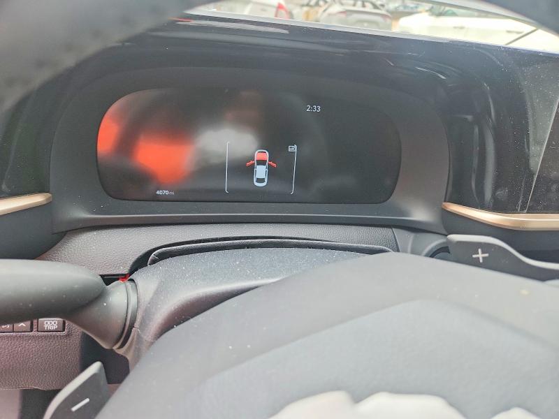 53250676 :رقم المزاد ، JTDAFAAF5P3002217 vin ، 2023 Toyota Crown مزاد بيع