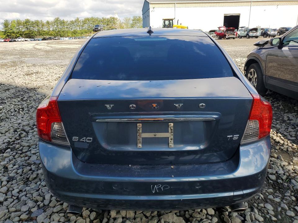 2011 Volvo S40 მანქანა იყიდება აუქციონზე, vin: YV1672MS3B2535192, აუქციონის ნომერი: 52756586