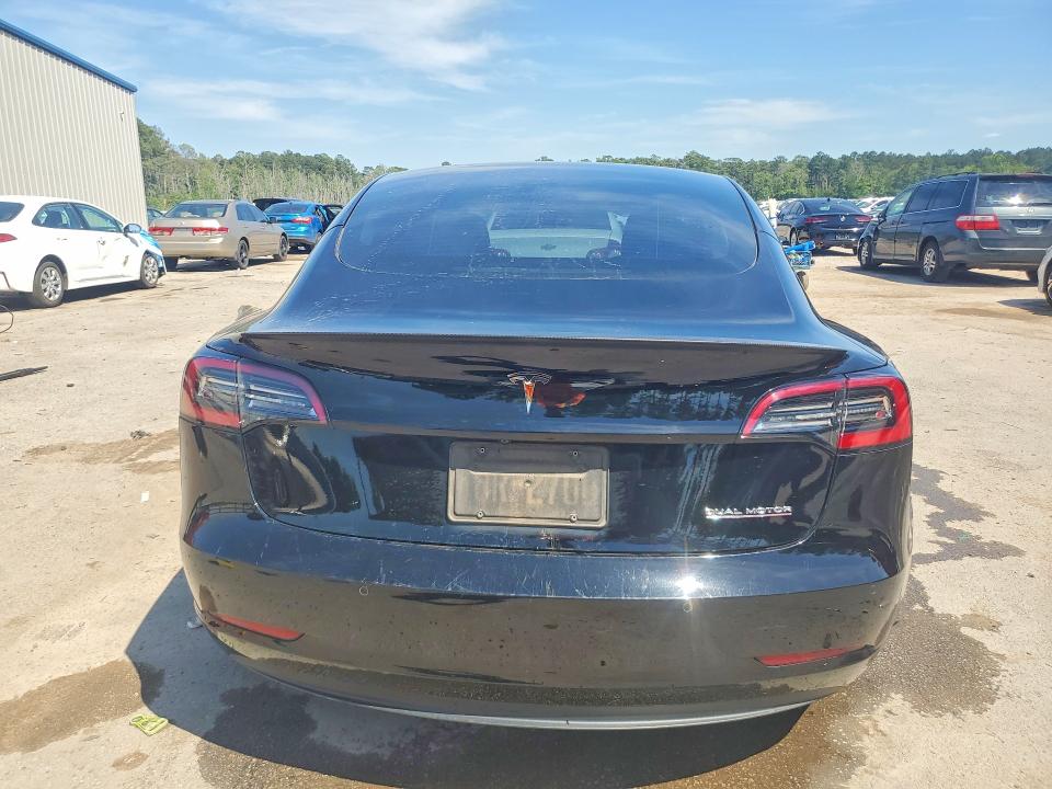 52122926 :رقم المزاد ، 5YJ3E1EC6NF262413 vin ، 2022 Tesla Model 3 مزاد بيع