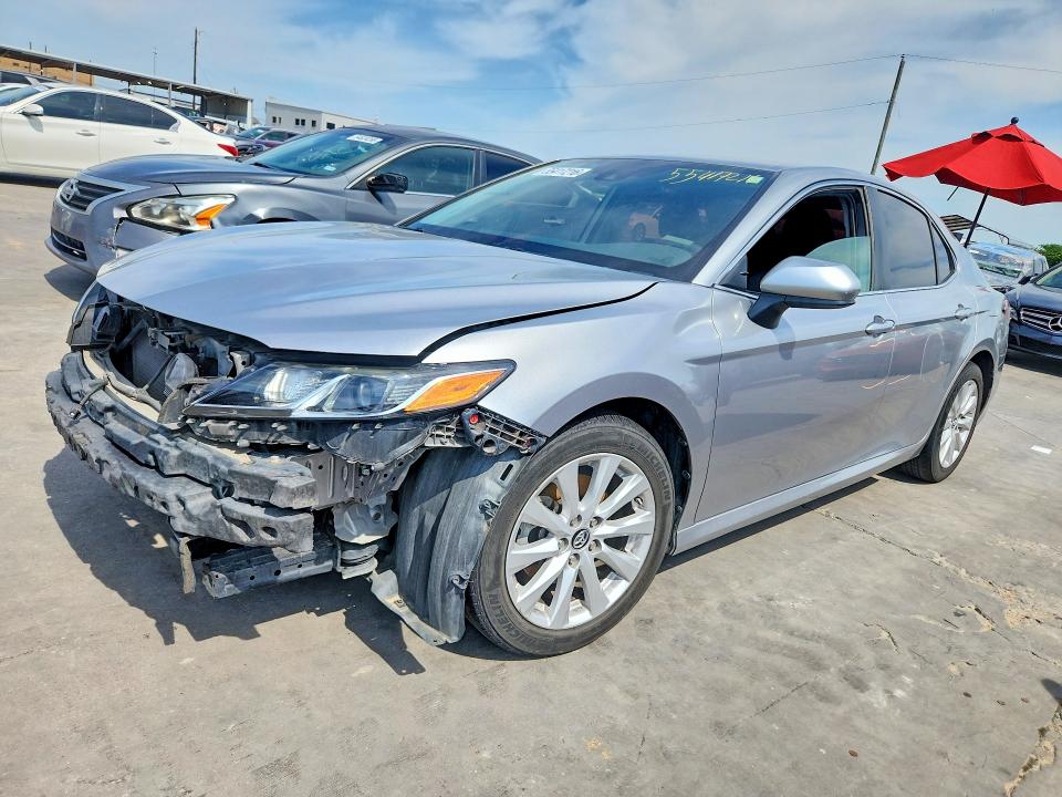 Auction sale of the 2019 Toyota Camry, vin: 4T1B11HK1KU166214, lot number: 55417216