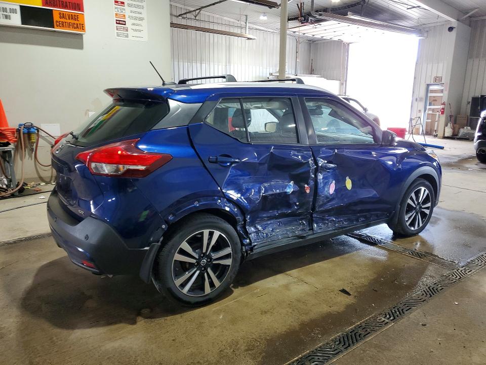 54492596 :رقم المزاد ، 3N1CP5DV8LL492704 vin ، 2020 Nissan Kicks مزاد بيع