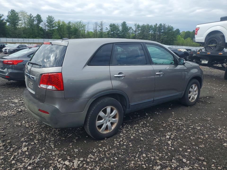 2011 Kia Sorento მანქანა იყიდება აუქციონზე, vin: 5XYKT3A12BG069598, აუქციონის ნომერი: 52849146