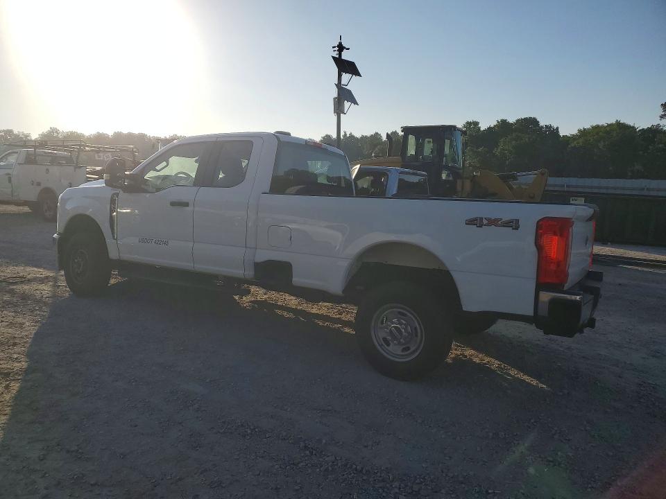 54008356 :رقم المزاد ، 1FT7X2BA1SEC87320 vin ، 2025 Ford F250 مزاد بيع