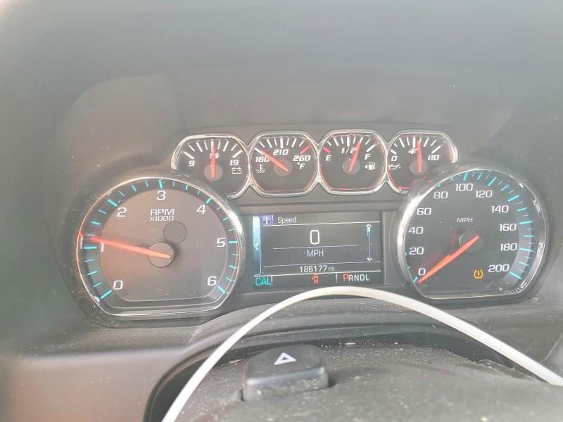 Продажа на аукционе авто 2018 Chevrolet Suburban, vin: 1GNSKGKC3JR256480, номер лота: 53376746