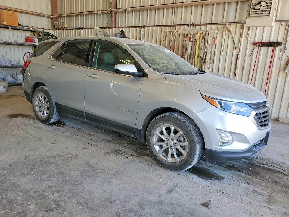 2018 Chevrolet Equinox მანქანა იყიდება აუქციონზე, vin: 2GNAXJEVXJ6233216, აუქციონის ნომერი: 53640946