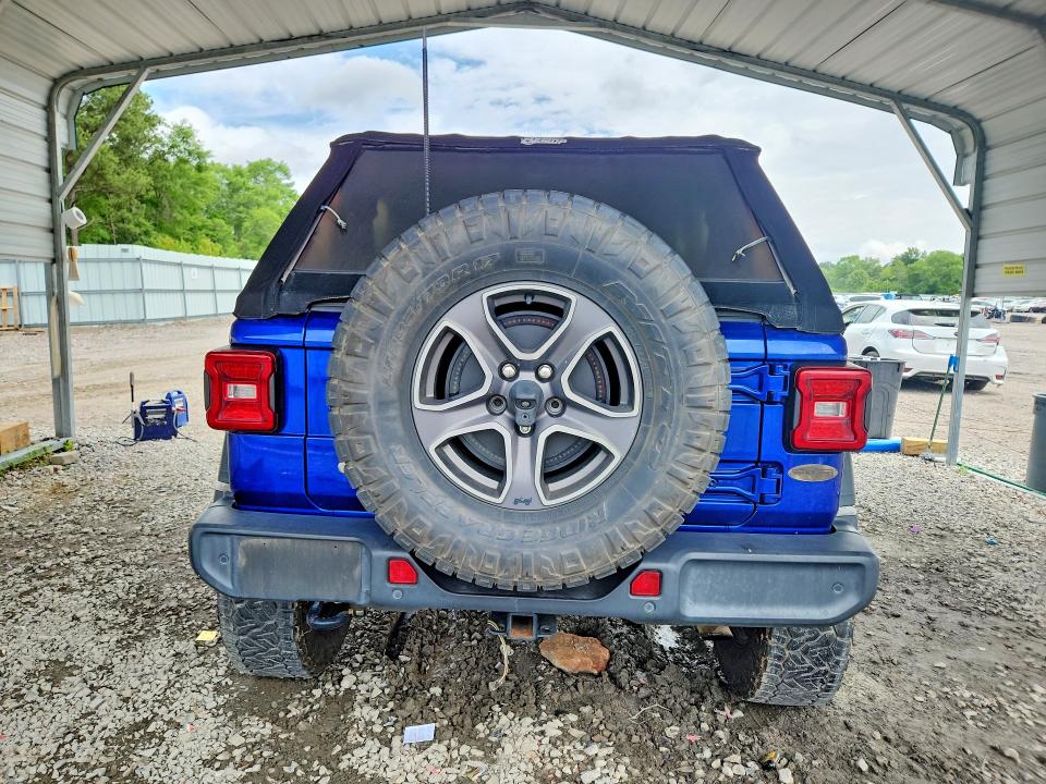 55037036 :رقم المزاد ، 1C4HJXDN9JW206253 vin ، 2018 Jeep Wrangler Unlimited مزاد بيع