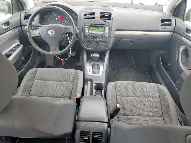 53316236 :رقم المزاد ، WVWDB71K88W335083 vin ، 2008 Volkswagen Rabbit مزاد بيع