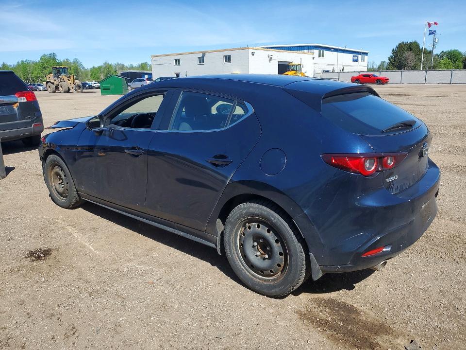 53267976 :رقم المزاد ، JM1BPALL5N1515447 vin ، 2022 Mazda 3 مزاد بيع