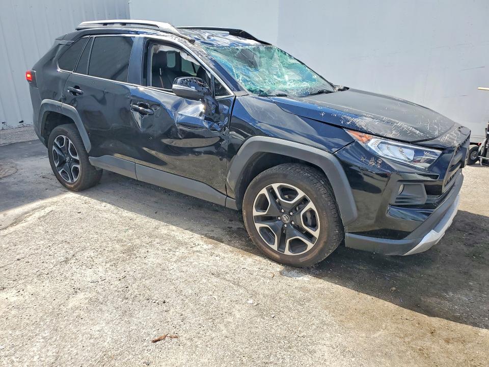 Продажа на аукционе авто 2021 Toyota Rav4, vin: 2T3J1RFVXMW161269, номер лота: 54773106