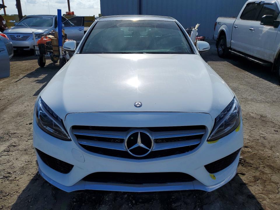 Продажа на аукционе авто 2016 Mercedes-benz C, vin: 55SWF4JB0GU162155, номер лота: 52206196