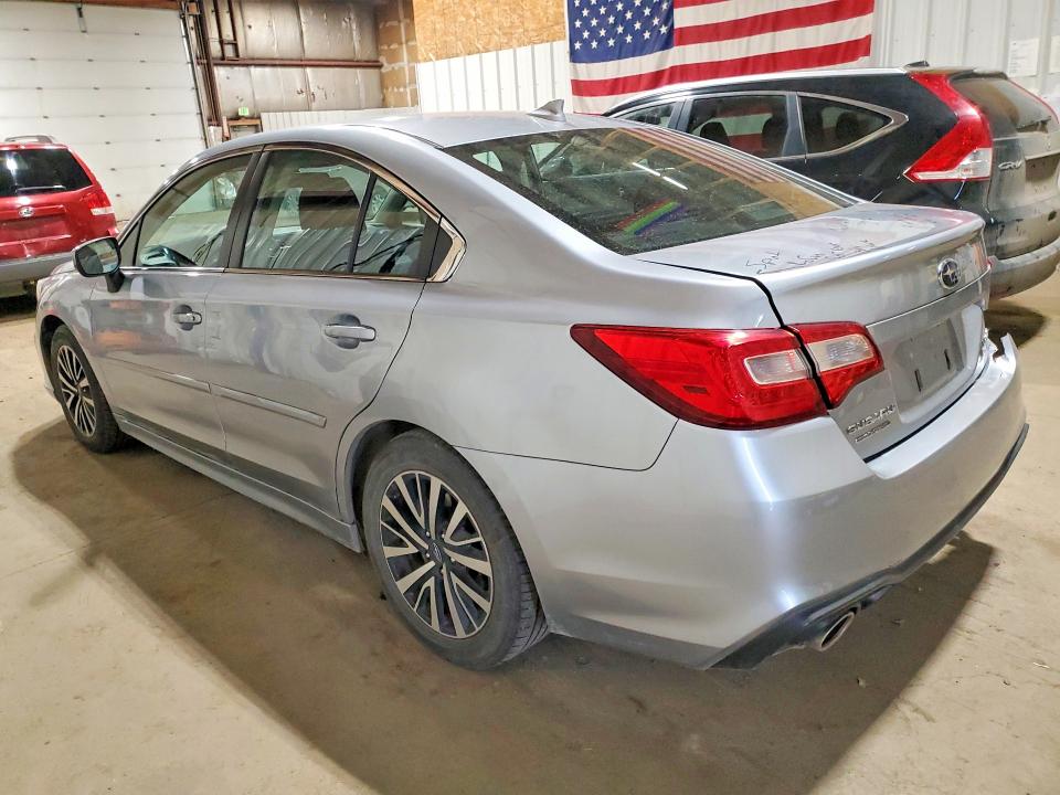 52767456 :رقم المزاد ، 4S3BNAC62J3023554 vin ، 2018 Subaru Legacy مزاد بيع