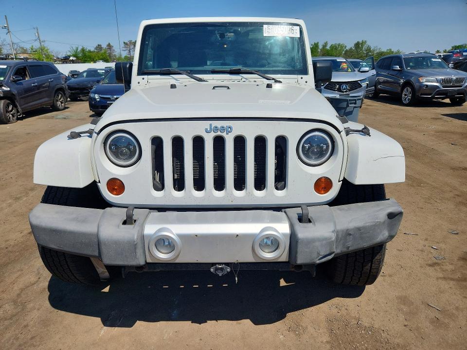 54055096 :رقم المزاد ، 1C4HJWEG8DL585892 vin ، 2013 Jeep Wrangler Unlimited مزاد بيع