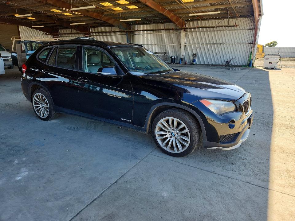 2015 Bmw X1 მანქანა იყიდება აუქციონზე, vin: WBAVM1C58FVZ93909, აუქციონის ნომერი: 53023146