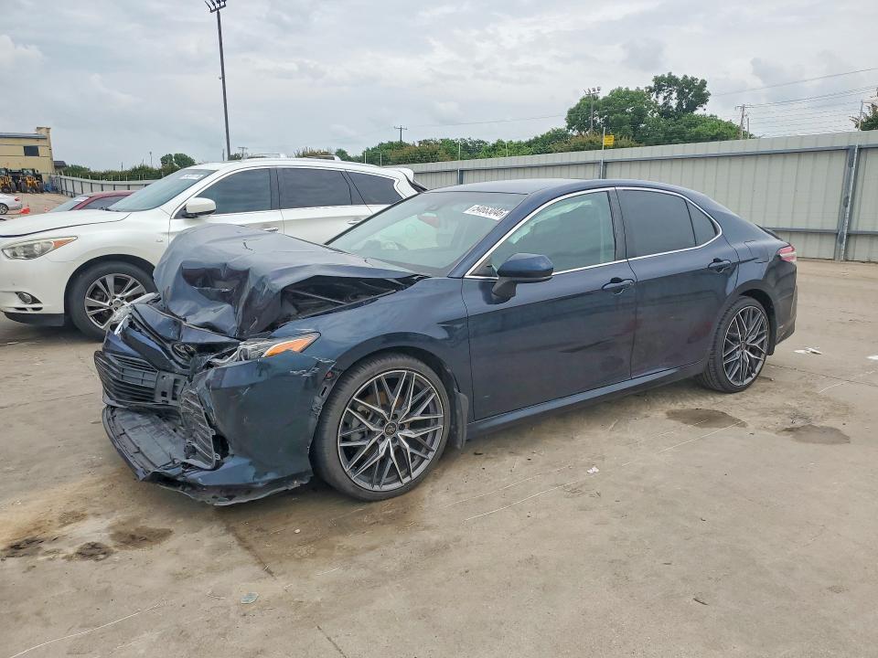 Aukcja sprzedaży 2020 Toyota Camry, vin: 4T1C11AKXLU975582, numer aukcji: 54663046