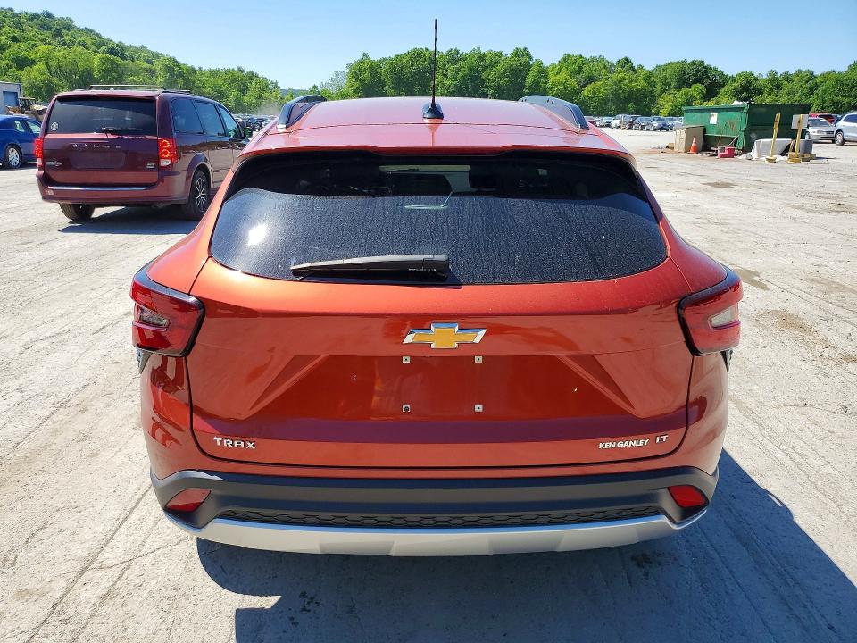2024 Chevrolet Trax მანქანა იყიდება აუქციონზე, vin: KL77LHE20RC058715, აუქციონის ნომერი: 55051796