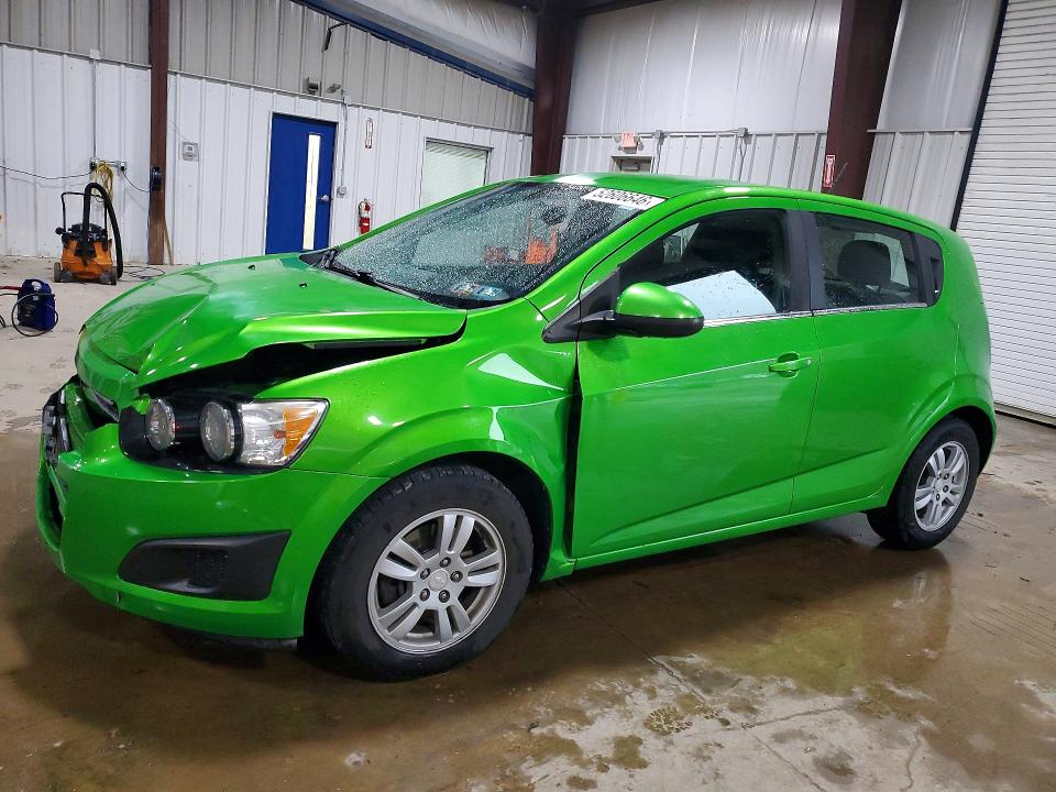 2015 Chevrolet Sonic მანქანა იყიდება აუქციონზე, vin: 1G1JC6SG8F4202894, აუქციონის ნომერი: 52606646