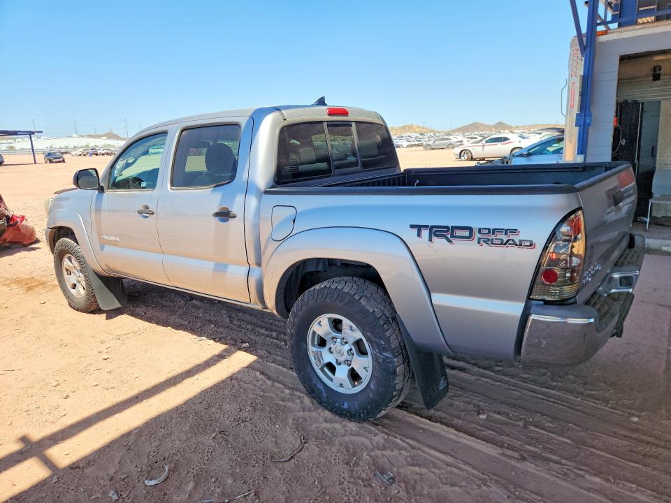 Продажа на аукционе авто 2015 Toyota Tacoma, vin: 3TMLU4EN2FM170444, номер лота: 52965476