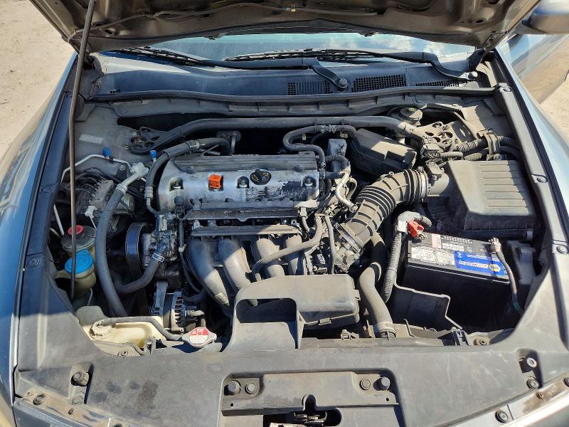 53570856 :رقم المزاد ، 1HGCS1B30BA008862 vin ، 2011 Honda Accord مزاد بيع