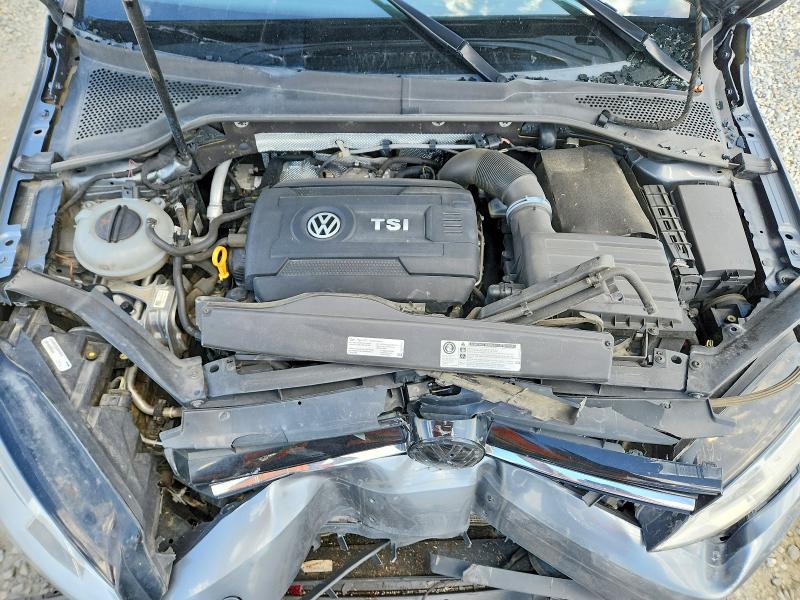 55118606 :رقم المزاد ، 3VW217AU2HM062103 vin ، 2017 Volkswagen Golf مزاد بيع