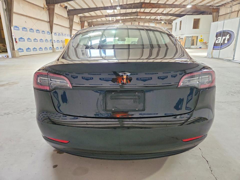 2022 Tesla Model 3 მანქანა იყიდება აუქციონზე, vin: 5YJ3E1EA6NF370948, აუქციონის ნომერი: 53898686