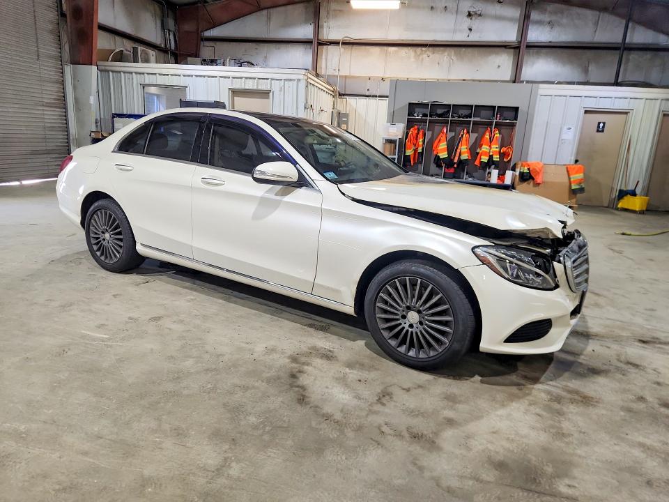 Продажа на аукционе авто 2015 Mercedes-benz C, vin: 55SWF4KB4FU073024, номер лота: 54116136