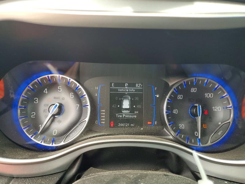 52930176 :رقم المزاد ، 2C4RC1FG9LR235757 vin ، 2020 Chrysler Pacifica مزاد بيع