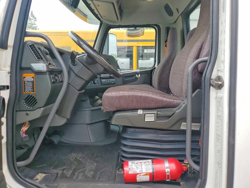 Auction sale of the 2021 Volvo 740, vin: 4V4WC9EH7MN259134, lot number: 52957696