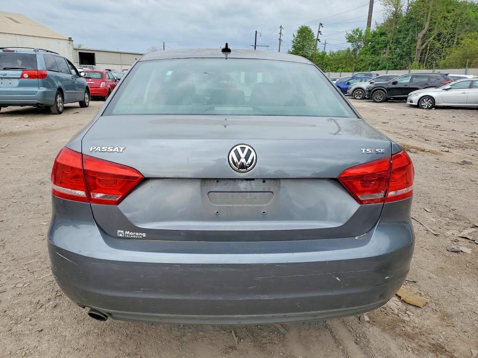2014 Volkswagen Passat მანქანა იყიდება აუქციონზე, vin: 1VWBT7A30EC107831, აუქციონის ნომერი: 52311166