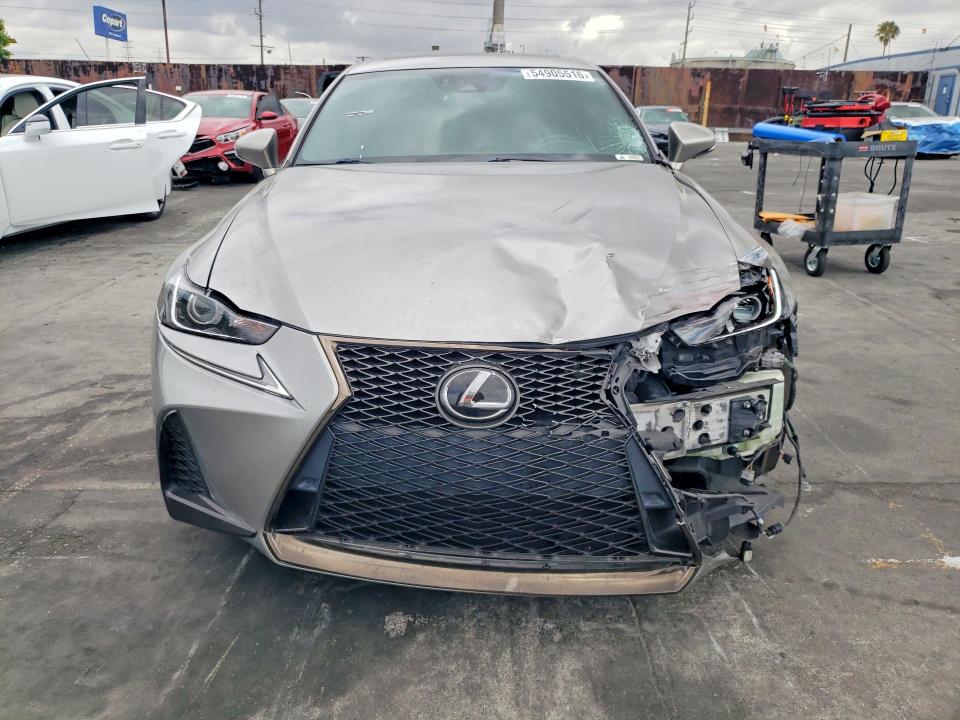 54905516 :رقم المزاد ، JTHBA1D24J5078209 vin ، 2018 Lexus Is مزاد بيع