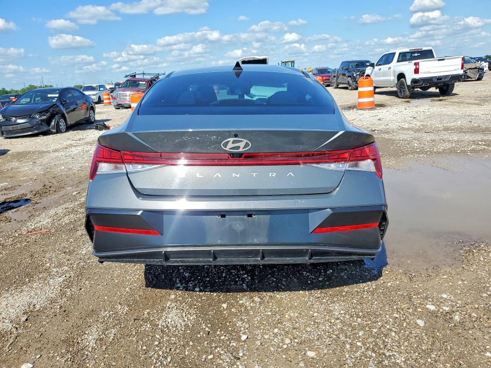 53326516 :رقم المزاد ، KMHLS4DG9SU966991 vin ، 2025 Hyundai Elantra مزاد بيع