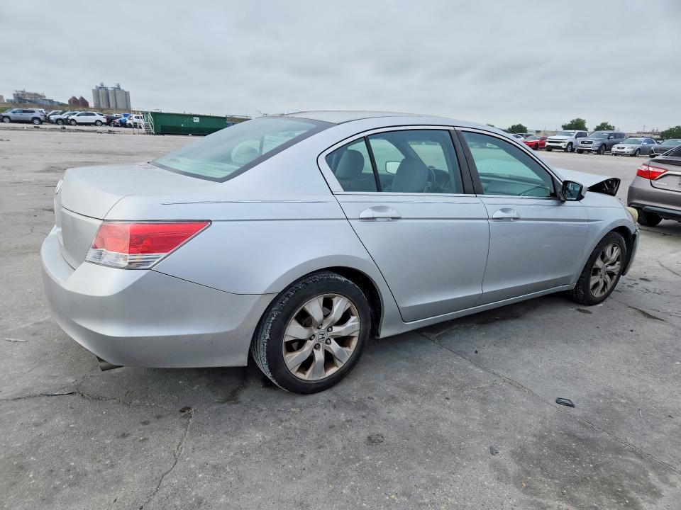 2010 Honda Accord მანქანა იყიდება აუქციონზე, vin: 1HGCP2F8XAA125621, აუქციონის ნომერი: 53054576