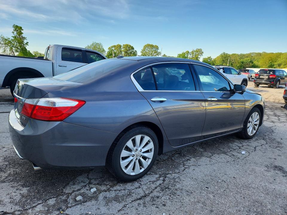 52355816 :رقم المزاد ، 1HGCR3F87DA046640 vin ، 2013 Honda Accord مزاد بيع