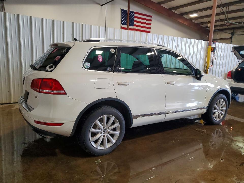 Продажа на аукционе авто 2011 Volkswagen Touareg, vin: WVGFF9BP8BD003193, номер лота: 54756466