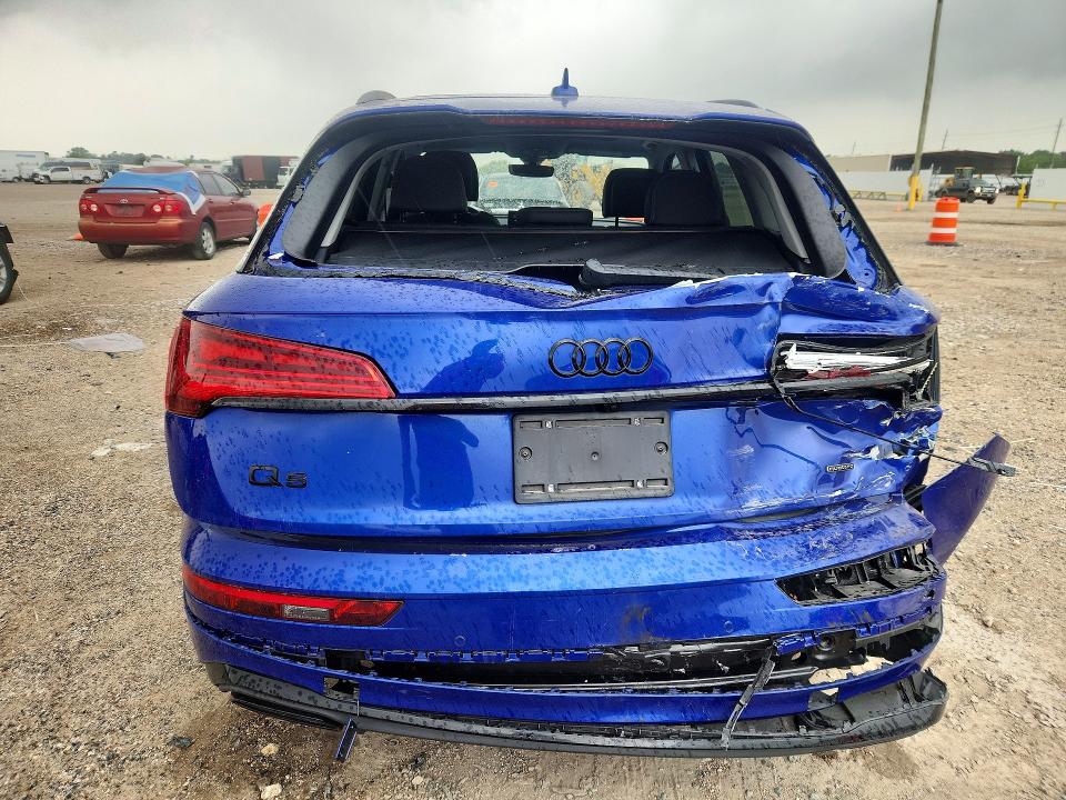 51472086 :رقم المزاد ، WA1F2AFY0P2102835 vin ، 2023 Audi Q5 E مزاد بيع