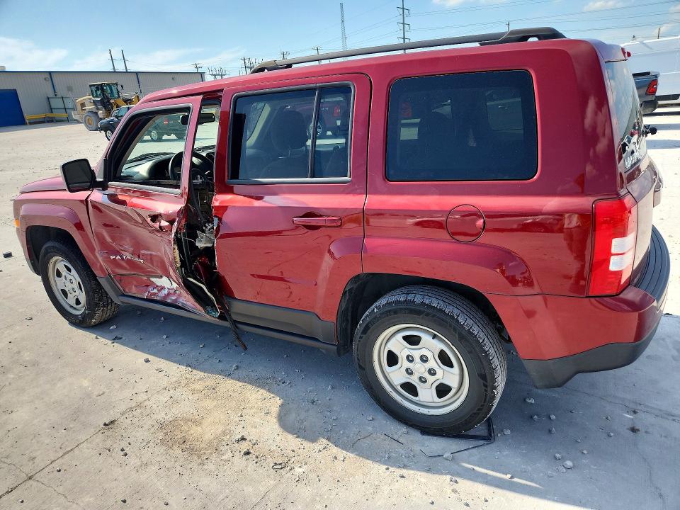 55624796 :رقم المزاد ، 1C4NJPBA1GD675232 vin ، 2016 Jeep Patriot مزاد بيع
