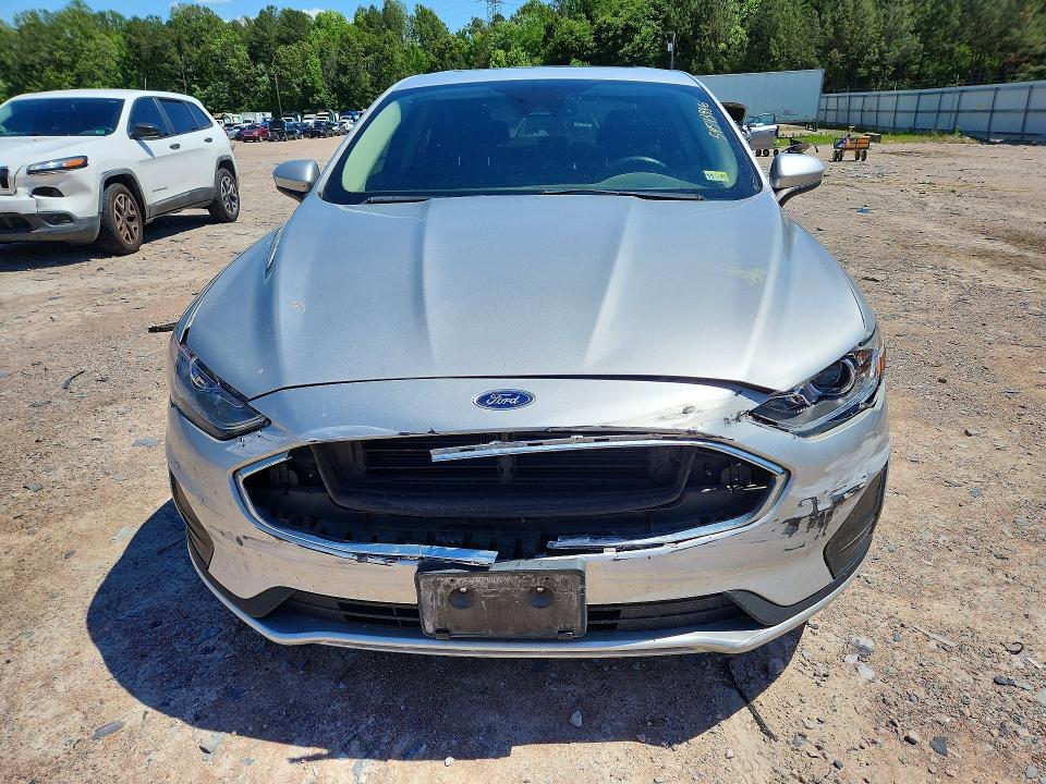54543936 :رقم المزاد ، 3FA6P0T90KR253344 vin ، 2019 Ford Fusion مزاد بيع