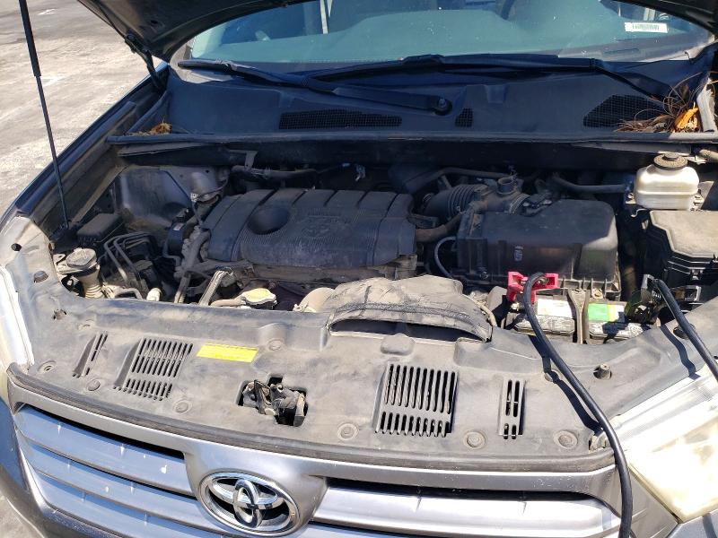 2013 Toyota Highlander მანქანა იყიდება აუქციონზე, vin: 5TDZA3EH5DS046141, აუქციონის ნომერი: 55560926