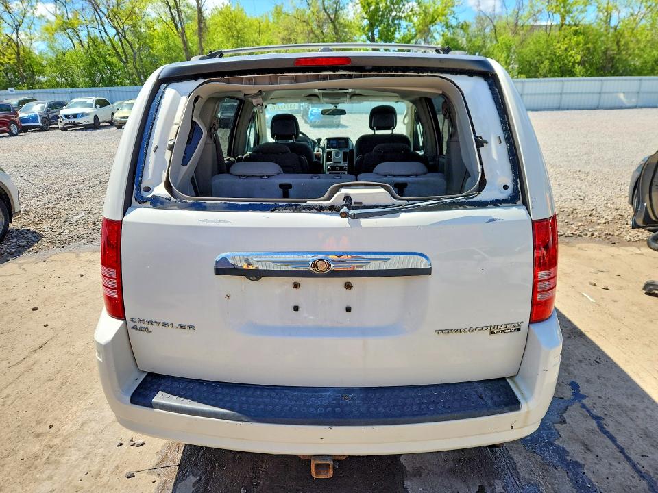 2010 Chrysler Town & Country მანქანა იყიდება აუქციონზე, vin: 2A4RR5DX4AR475038, აუქციონის ნომერი: 53213936
