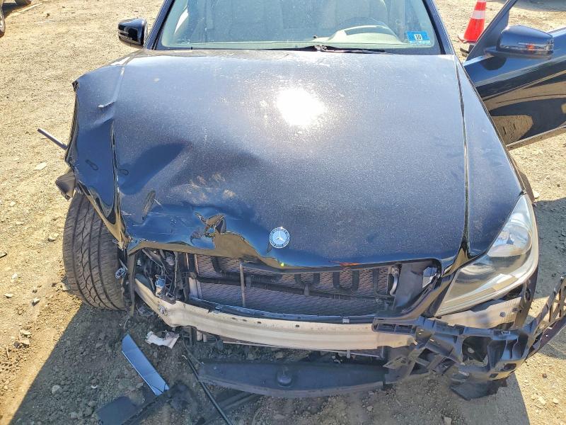 2012 Mercedes-benz C მანქანა იყიდება აუქციონზე, vin: WDDGF8BB0CR197011, აუქციონის ნომერი: 54556716